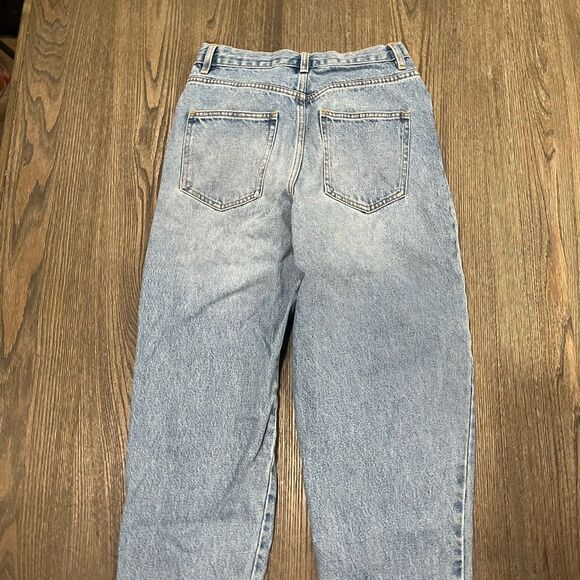 ASOS Denim Blue Light Wash High Waisted Raw Hem Slim Mom Jeans Size 28 - Picture 9 of 11